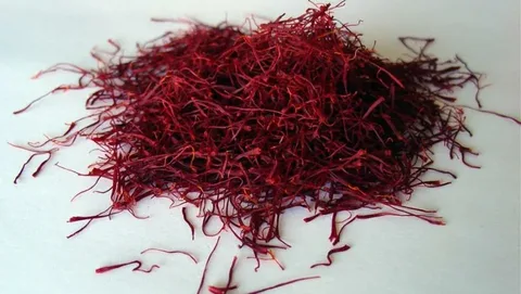 تصویر 3 از زعفران رشته‌ ای بریده با اندازه یکنواخت و کیفیت مناسب استفاده خانگی